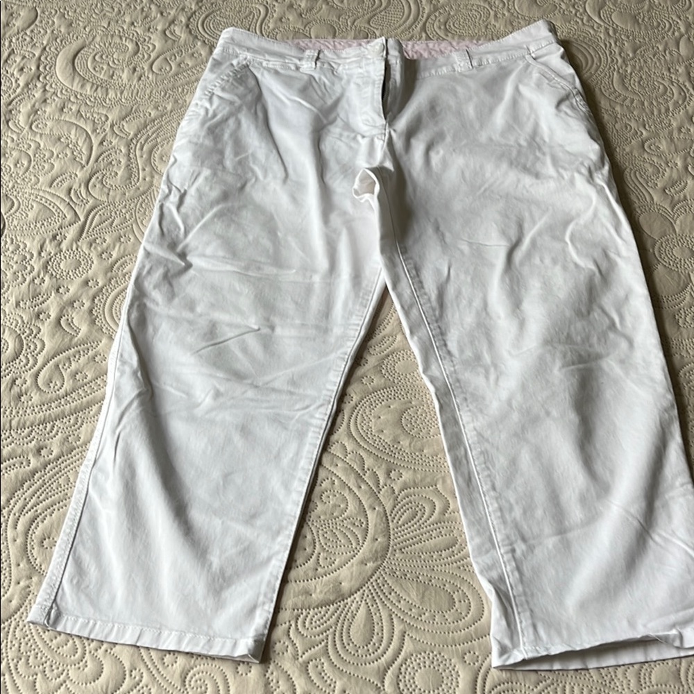 White Cropped Pants
